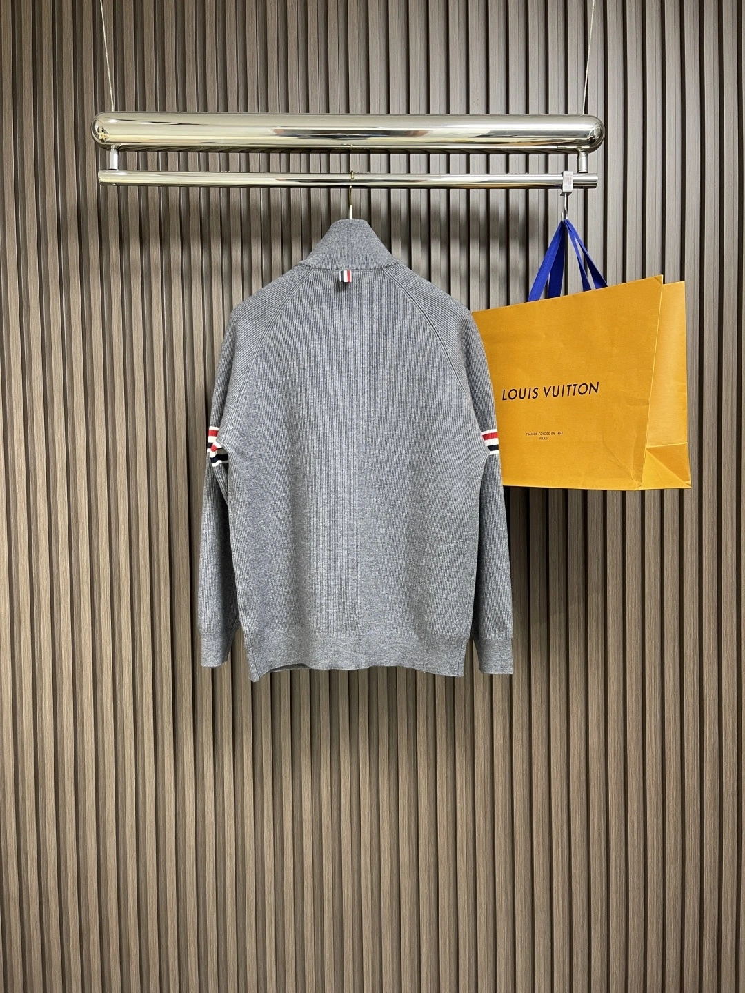 wg.luxury- 2row95 wool item:E-F026D0640